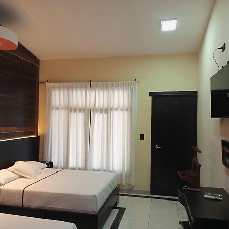 Terra Luna Lodge เตนา ภายนอก รูปภาพ