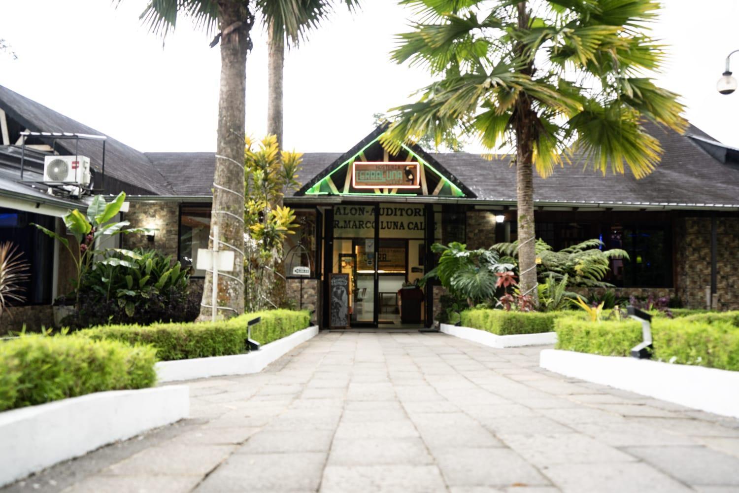 Terra Luna Lodge เตนา ภายนอก รูปภาพ