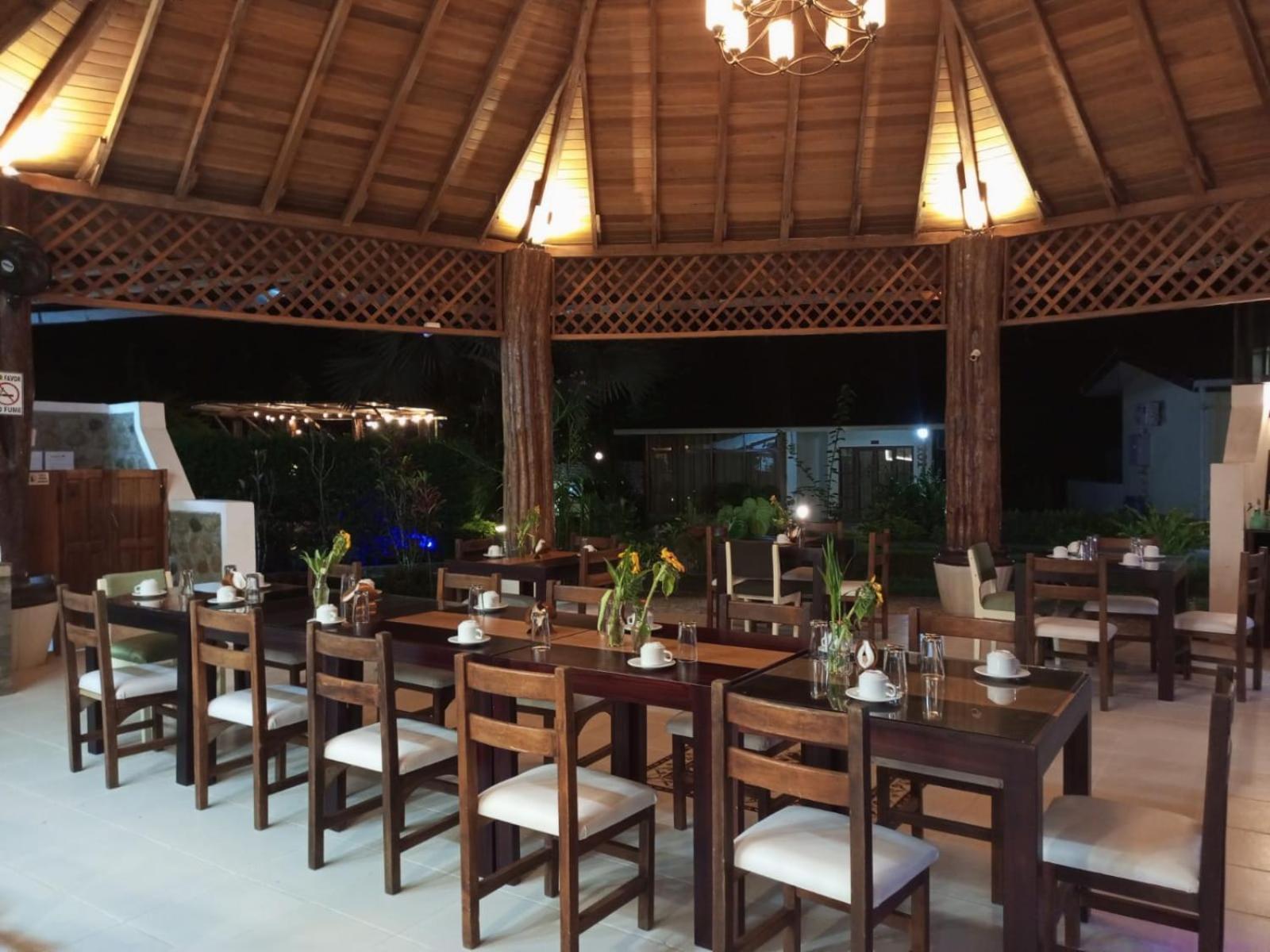 Terra Luna Lodge เตนา ภายนอก รูปภาพ