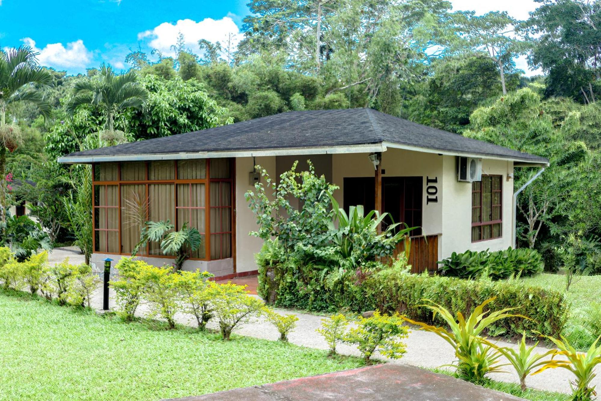 Terra Luna Lodge เตนา ภายนอก รูปภาพ