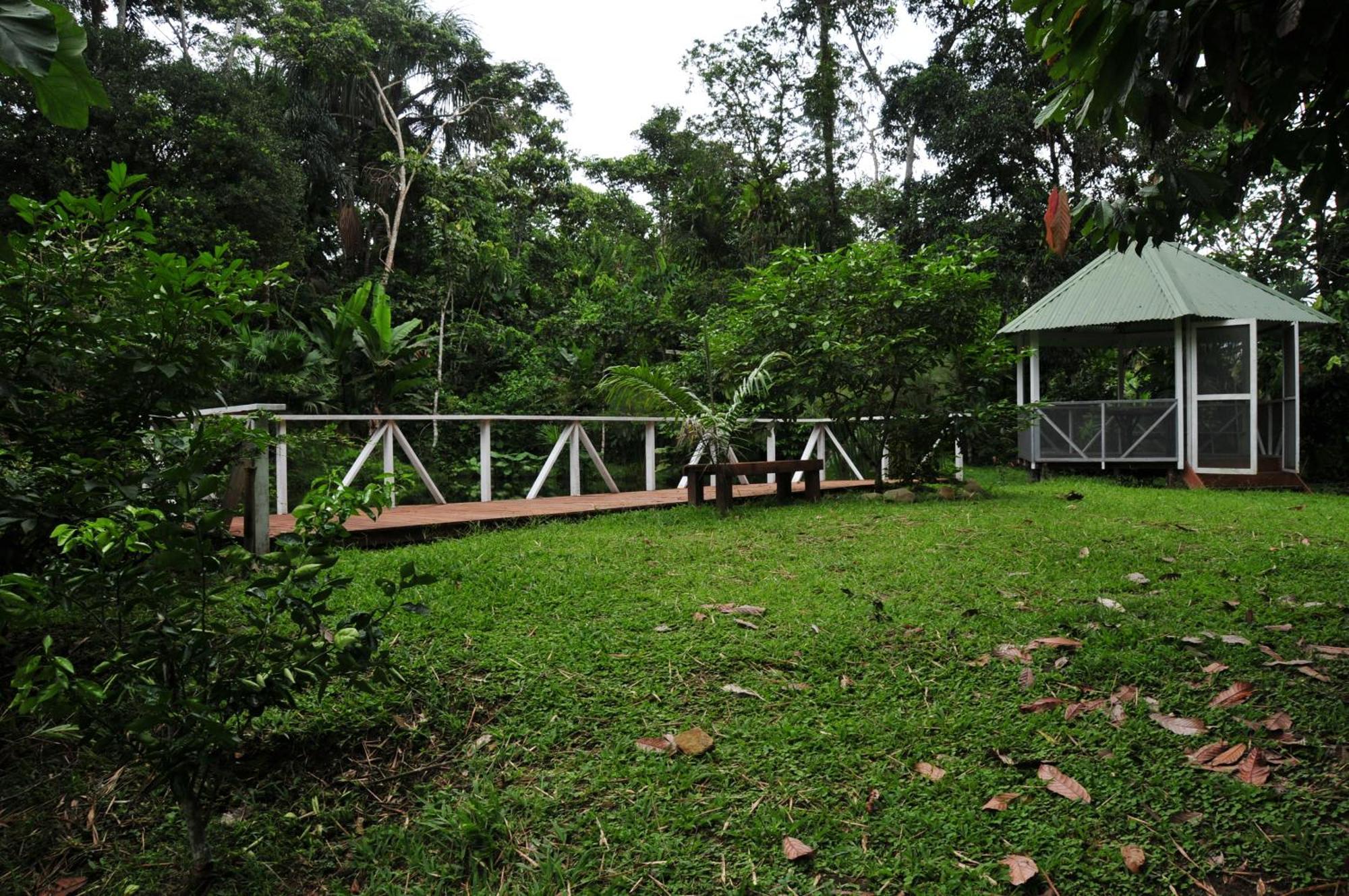 Terra Luna Lodge เตนา ภายนอก รูปภาพ
