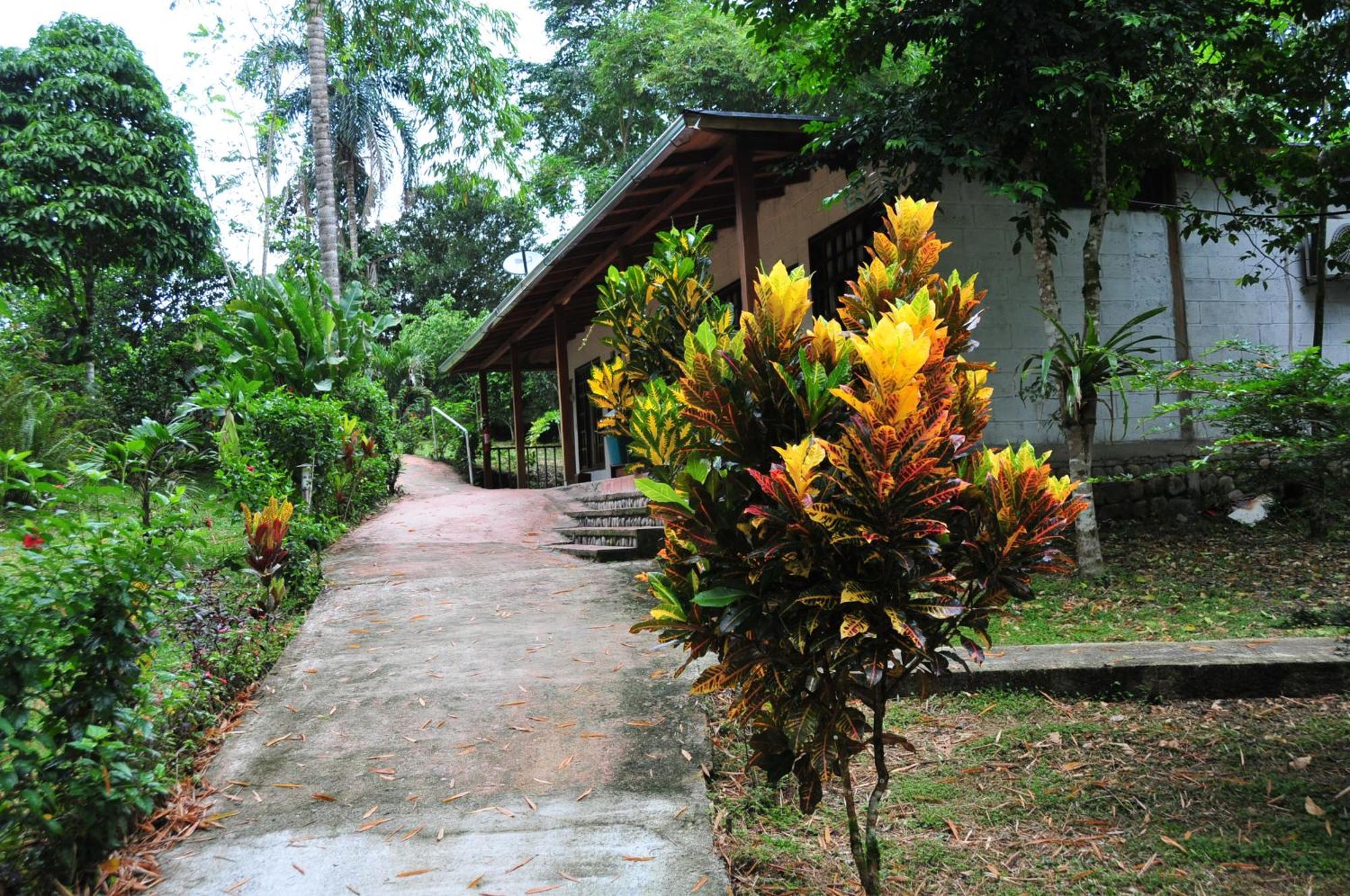 Terra Luna Lodge เตนา ภายนอก รูปภาพ